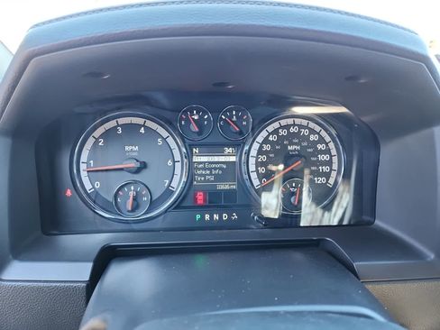 Used 2010 Dodge Ram 1500 Truck Sport image 9