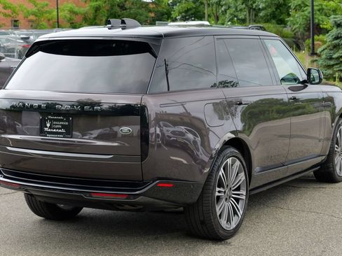 Used 2023 Land Rover Range Rover Long Wheelbase Autobiography AWD/4WD image 7