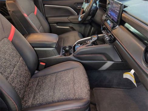 Used 2023 Chevrolet Colorado Z71 w/ Safety Package image 26