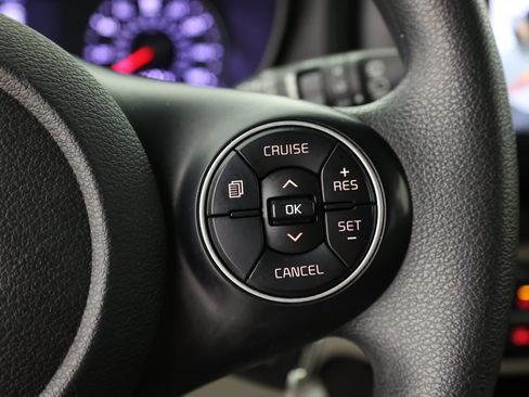 Used 2021 Kia Soul LX FWD image 22