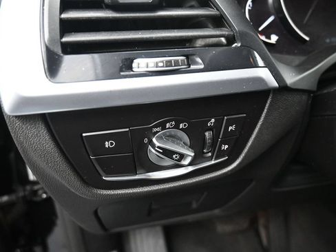 Used 2020 BMW X3 xDrive30i w/ Convenience Package AWD/4WD image 16