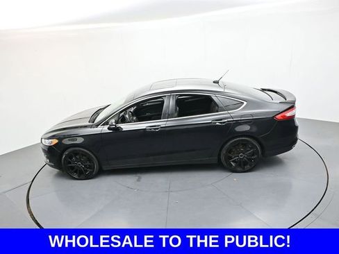 Used 2016 Ford Fusion Titanium FWD image 21