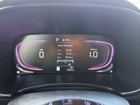 Certified 2025 Kia Soul GT-Line w/ GT-Line Technology Package FWD image 32