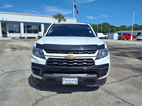 Used 2022 Chevrolet Colorado LT w/ Fleet Safety Package RWD image 19
