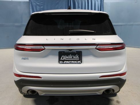 Used 2025 Lincoln Corsair AWD w/ Equipment Group 101A image 28