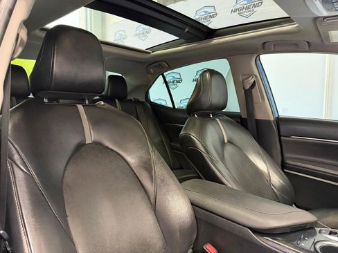 Used 2020 Toyota Camry XSE w/ Navigation Package FWD image 26