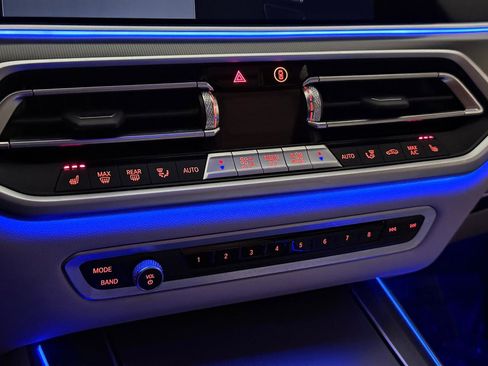 Used 2022 BMW X5 xDrive40i image 36