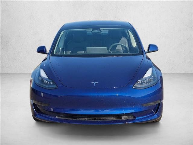 Used 2023 Tesla Model 3 Standard Range RWD image 2