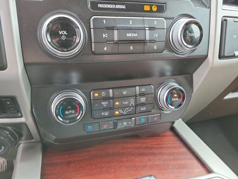 Used 2021 Ford F250 King Ranch w/ Tremor Off-Road Package image 17