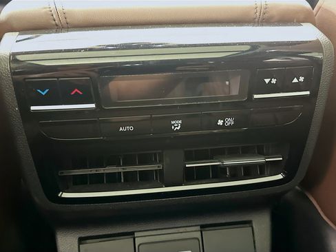Used 2023 Acura MDX FWD w/ Technology Package image 28