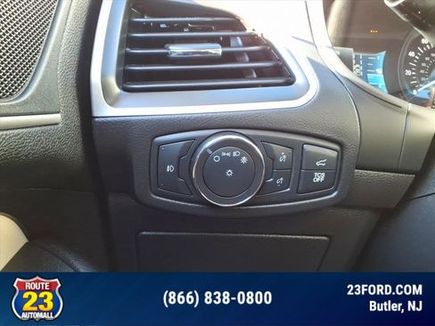 Certified 2022 Ford Edge SEL w/ Convenience Package image 16