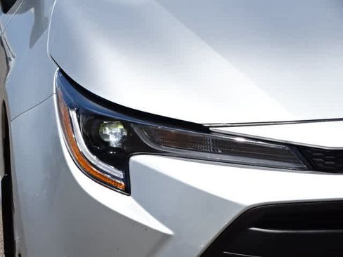 Used 2024 Toyota Corolla LE FWD image 5