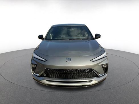 Used 2025 Buick Envista Sport Touring image 4