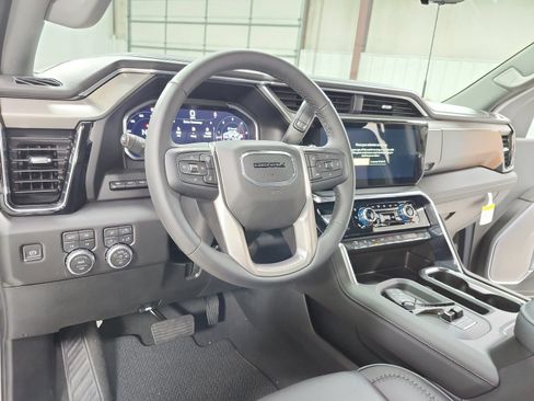 Used 2026 GMC Sierra 2500 Denali w/ Denali Reserve Package AWD/4WD image 18