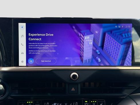 Used 2026 Toyota Crown Signia w/ Advanced Technology Package image 33