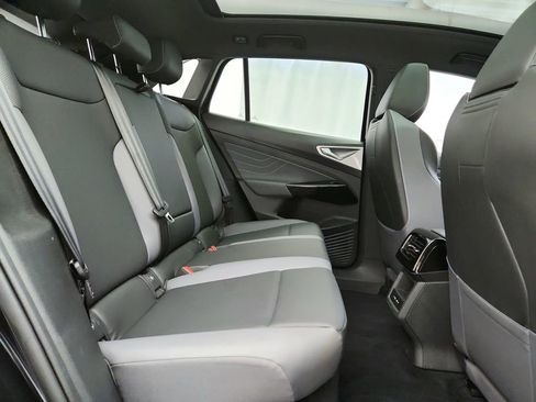 Used 2024 Volkswagen ID.4 Pro S AWD/4WD image 30