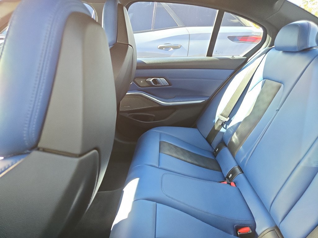 Used 2022 BMW M3 w/ Executive Package RWD image 9