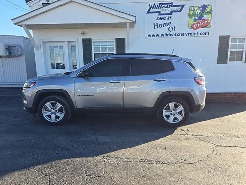 Used 2022 Jeep Compass Latitude w/ Convenience Group image 5