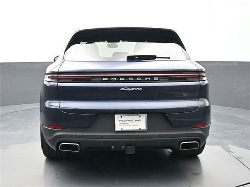 Used 2025 Porsche Cayenne E-Hybrid image 22