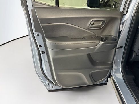 Used 2025 Honda Ridgeline TrailSport image 26