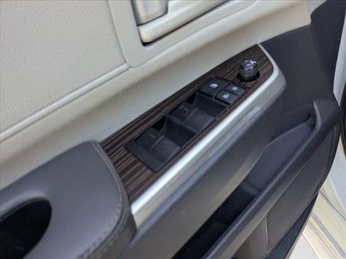 Certified 2022 Toyota Sienna LE image 12