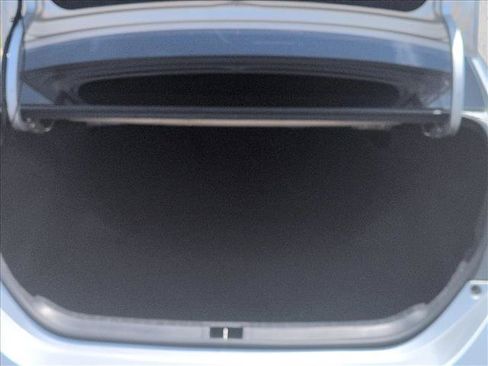 Used 2018 Toyota Corolla SE FWD image 6