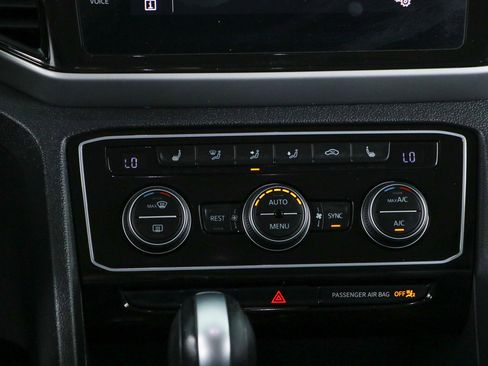 Used 2022 Volkswagen Atlas SE FWD image 20
