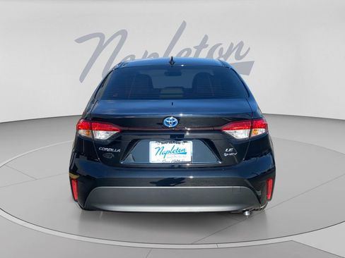 Used 2025 Toyota Corolla LE FWD image 7