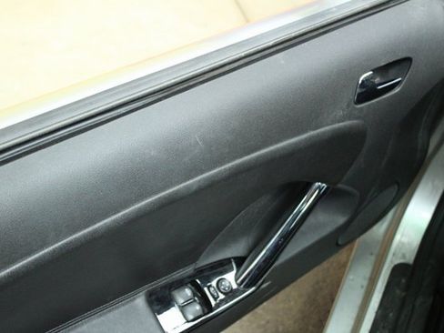 Used 2007 Saturn Sky Base 2D Convertible image 11