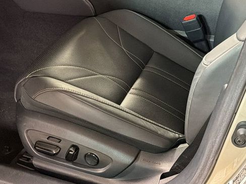 Used 2023 Lexus ES 300h Ultra Luxury w/ Accessory Package (Z2) image 22