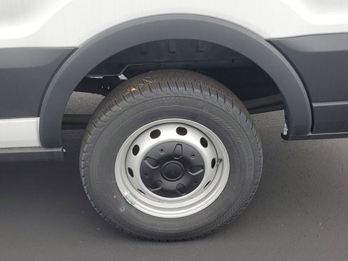 New 2024 Ford Transit 250 Base image 5