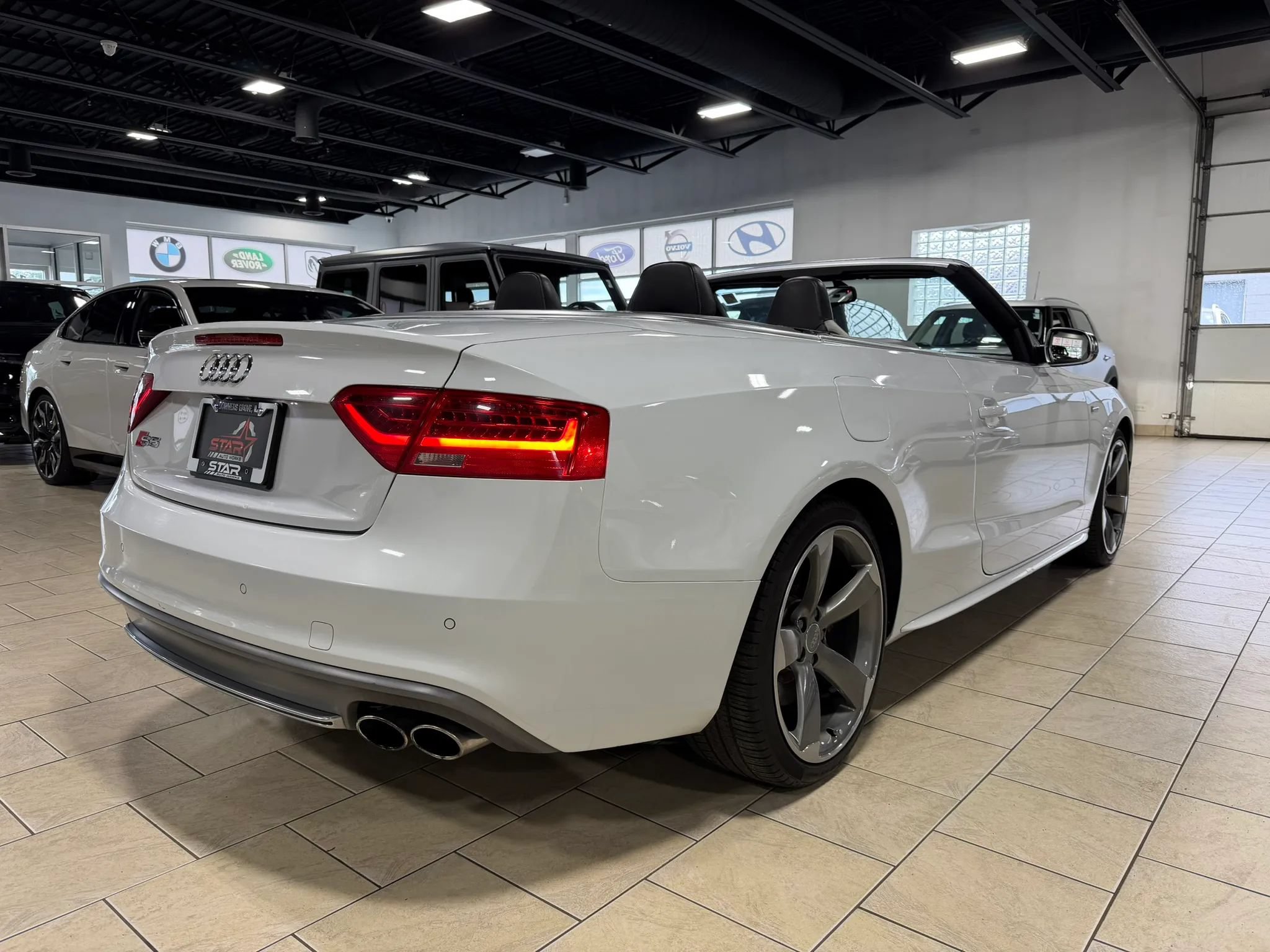 Used 2017 Audi S5 3.0T Cabriolet w/ Technology Package AWD/4WD image 4