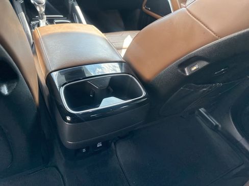 Used 2020 Kia Telluride SX w/ SX Prestige Package AWD/4WD image 27