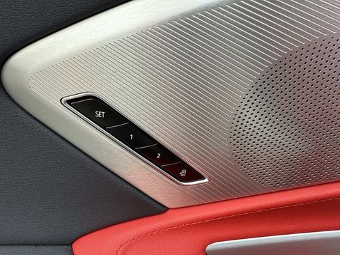 Used 2024 Chevrolet Corvette Stingray w/ Z51 Performance Package image 16