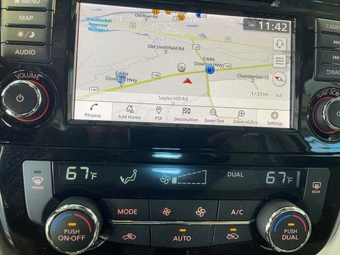 Certified 2022 Nissan Rogue Sport SL w/ Premium Package image 13