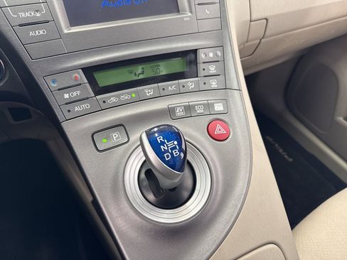 Used 2012 Toyota Prius Two image 24