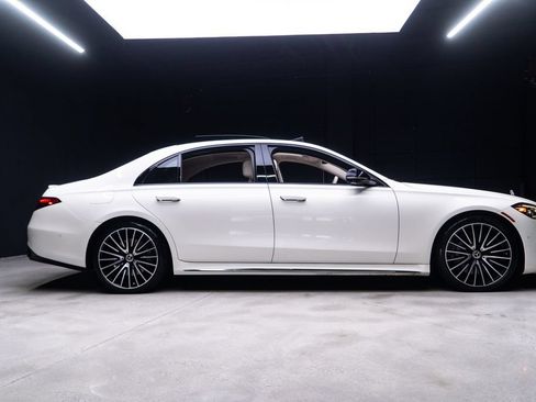 Used 2023 Mercedes-Benz S 580 4MATIC Sedan image 12
