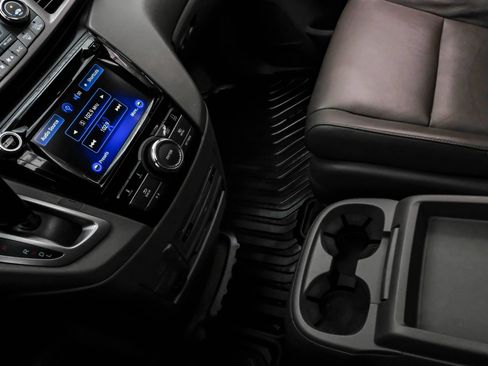 Used 2015 Honda Odyssey EX-L image 25