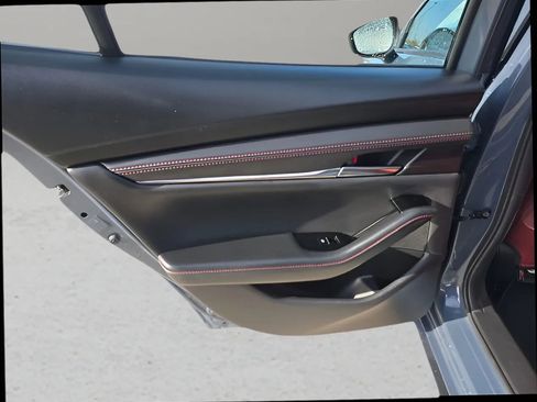 Used 2024 MAZDA MAZDA3 s image 12