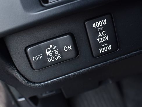 Used 2016 Toyota Tacoma TRD Off-Road w/ Towing Package AWD/4WD image 21