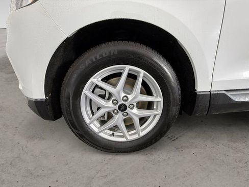Certified 2024 Ford Edge SEL AWD/4WD image 14