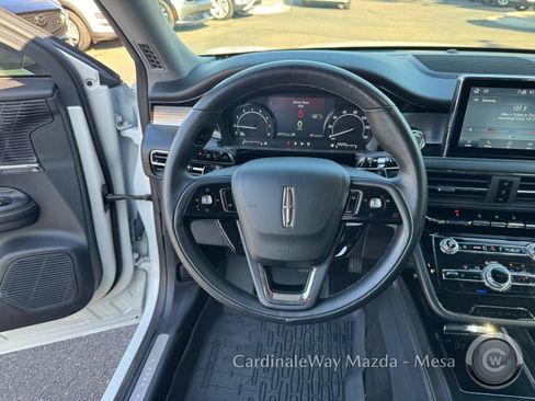 Used 2022 Lincoln Corsair AWD w/ Premium Package image 19