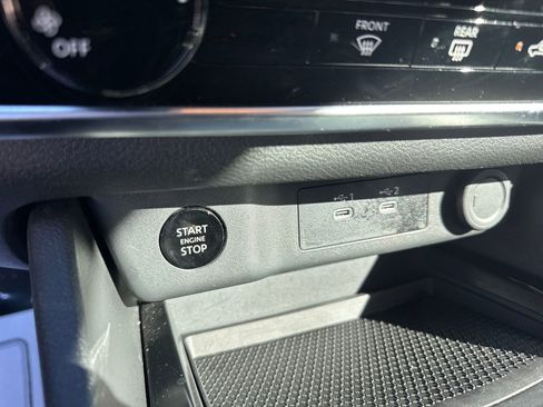 Certified 2025 Nissan Rogue S image 18