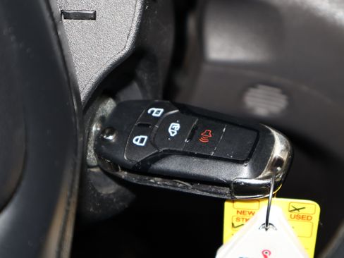 Used 2020 Ford Transit 350 XLT image 25