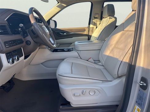 Used 2022 GMC Yukon Denali image 12