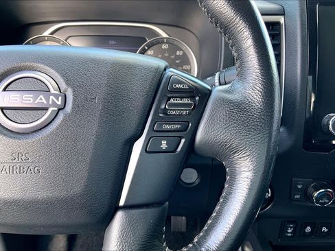 Used 2022 Nissan Frontier SV image 44