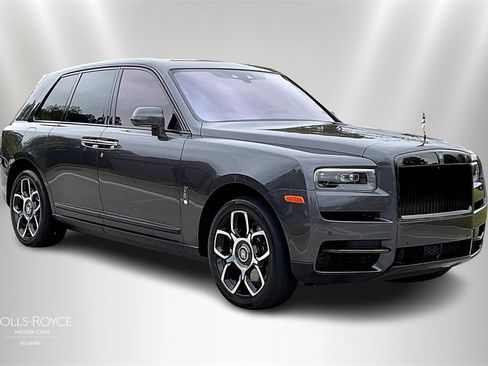 Certified 2022 Rolls-Royce Cullinan Black Badge w/ Dark Exterior Package image 5