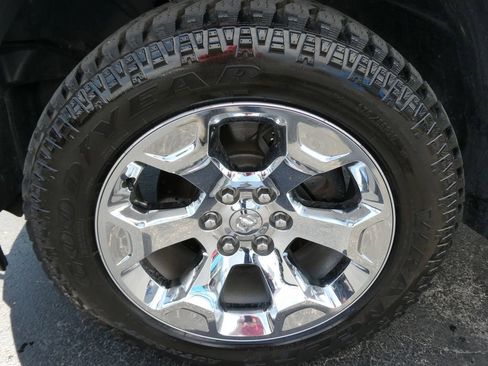 Used 2019 RAM 1500 Big Horn AWD/4WD image 10