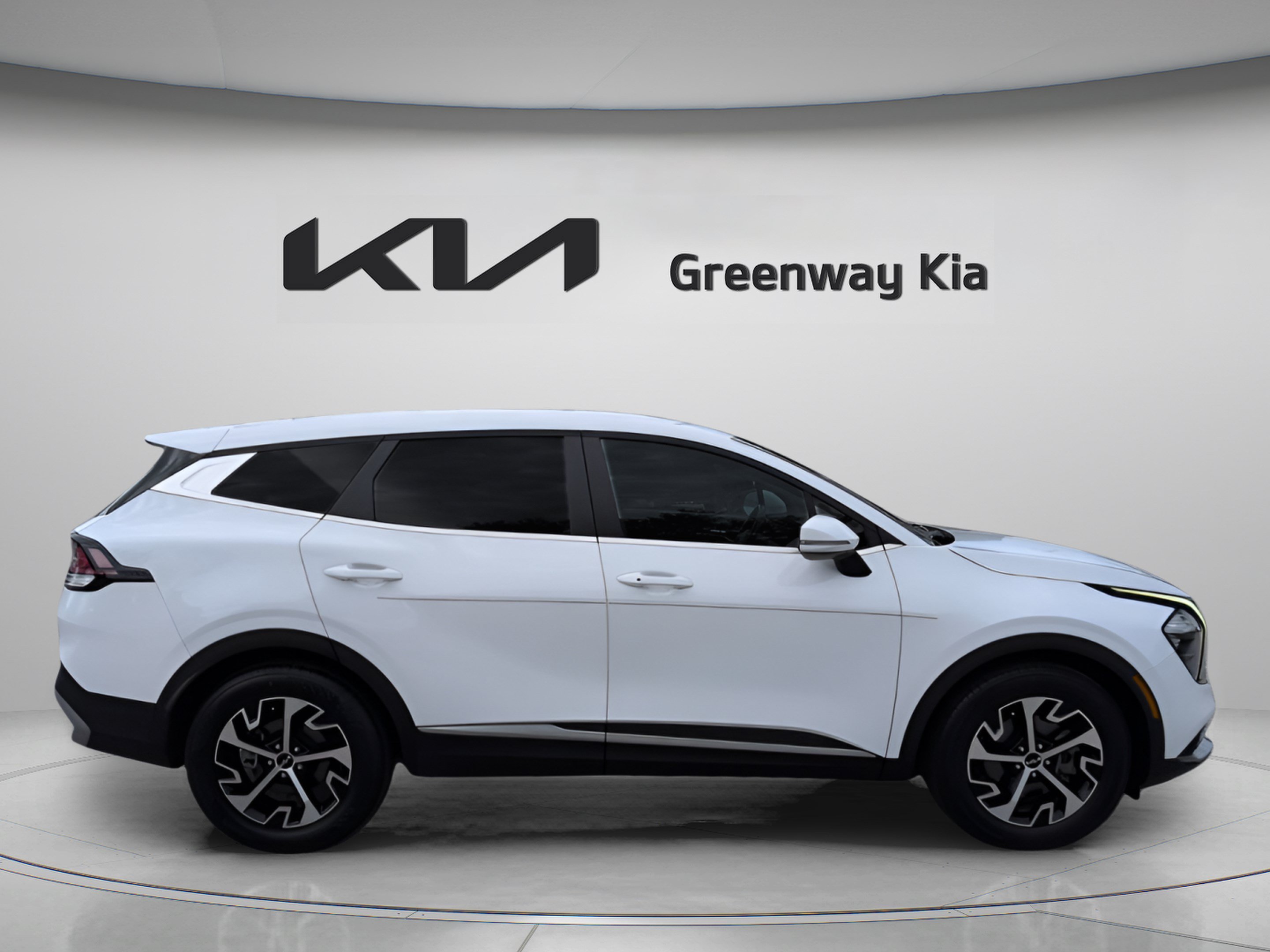 Certified 2023 Kia Sportage EX FWD image 5