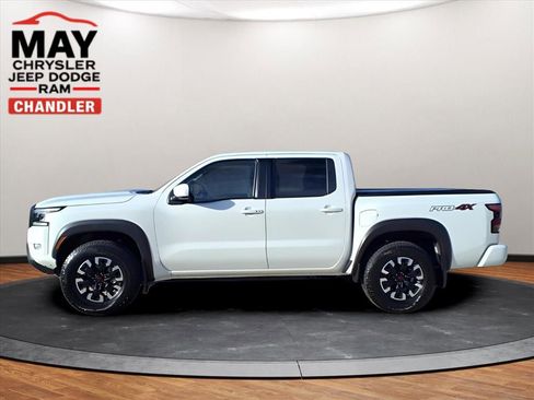 Used 2024 Nissan Frontier PRO-4X w/ Technology Package image 17